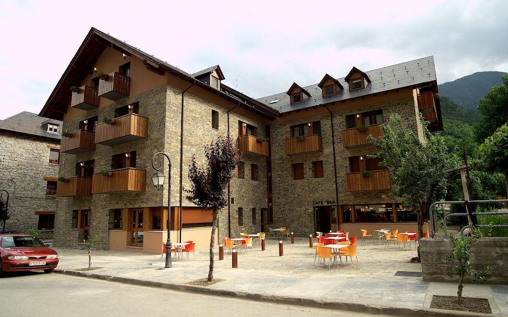 Hotel Els Encantats Espot Eksteriør bilde