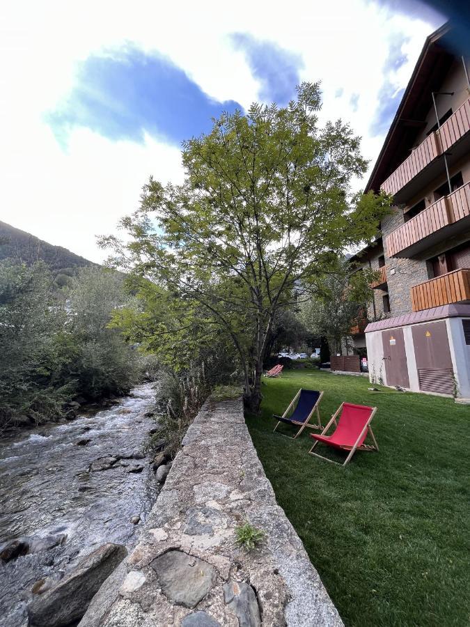 Hotel Els Encantats Espot Eksteriør bilde