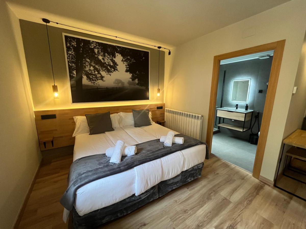 Hotel Els Encantats Espot Eksteriør bilde